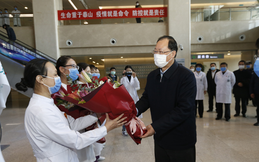 毛偉明董事長到北京電力醫(yī)院、白廣路辦公區(qū)檢查疫情防控工作并開展調(diào)研