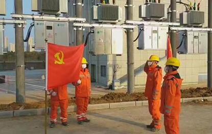 “火線”入黨，在湖北保衛(wèi)戰(zhàn)的戰(zhàn)場上接受組織的考驗