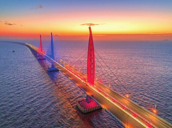 南方電網(wǎng)公司釋放改革能量 為“六穩(wěn)”“六?！痹鰟?dòng)力