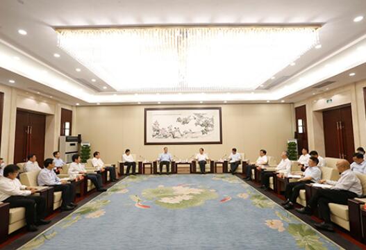 國(guó)家電網(wǎng)董事長(zhǎng)毛偉明與浙江省委書記車俊、省長(zhǎng)袁家軍會(huì)談