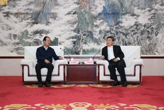 丁焰章拜會(huì)安徽省委常委、常務(wù)副省長鄧向陽