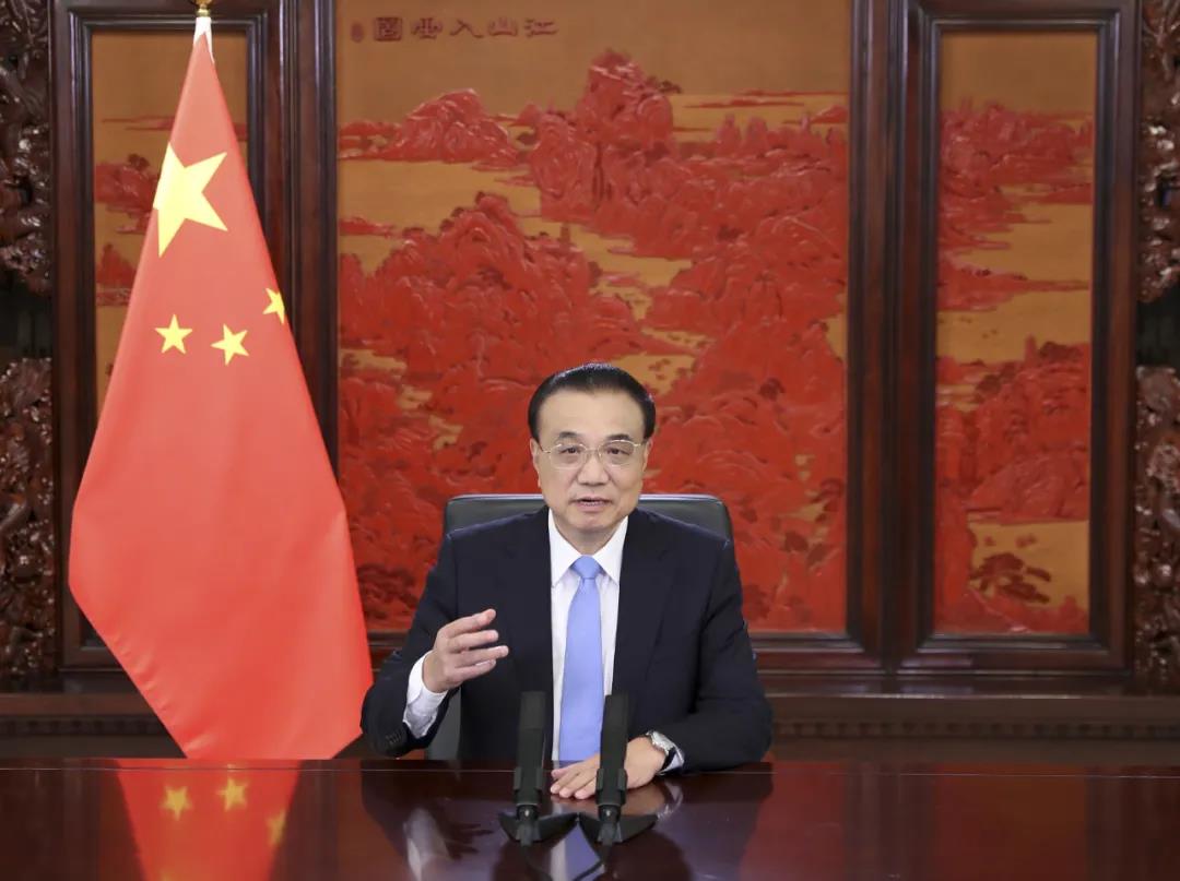 李克強談能源發(fā)展：一手做“減法”，一手做“加法”