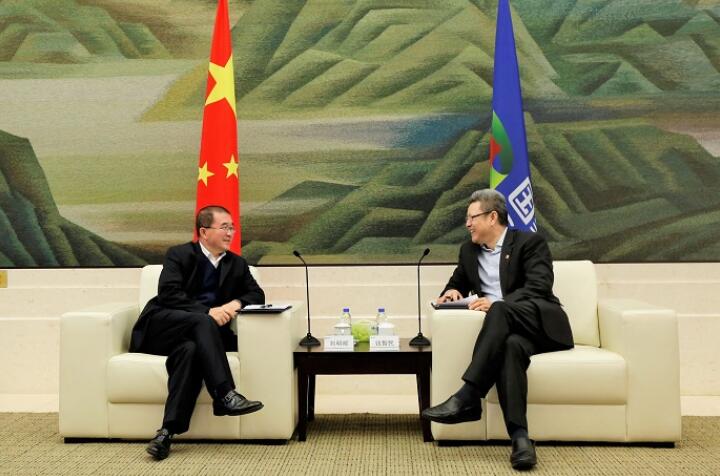 錢智民會見中國燃?xì)舛戮种飨?、總裁劉明輝