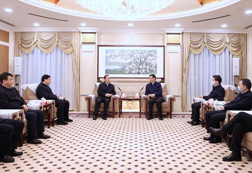國家電網(wǎng)董事長辛保安、總經(jīng)理張智剛與江蘇省省長許昆林舉行會談