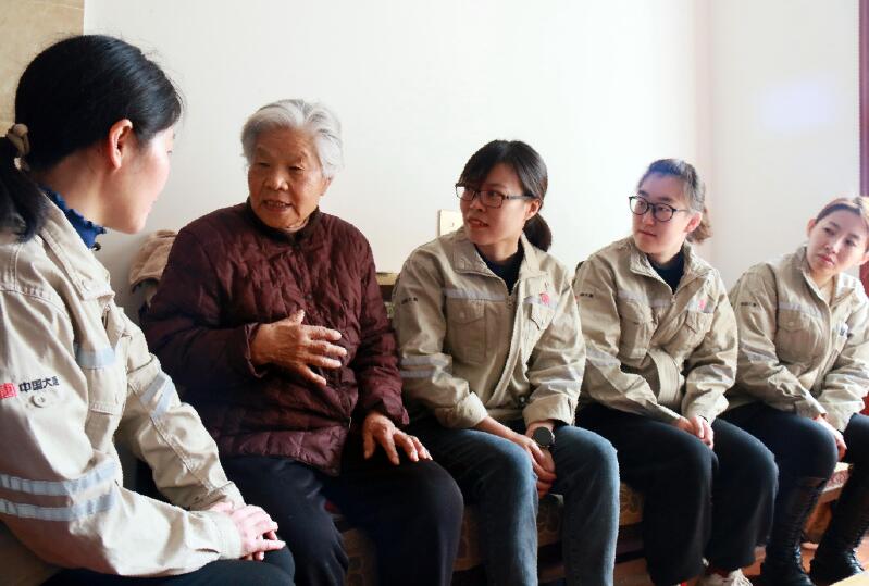 別樣?jì)D女節(jié)，溫暖老人心