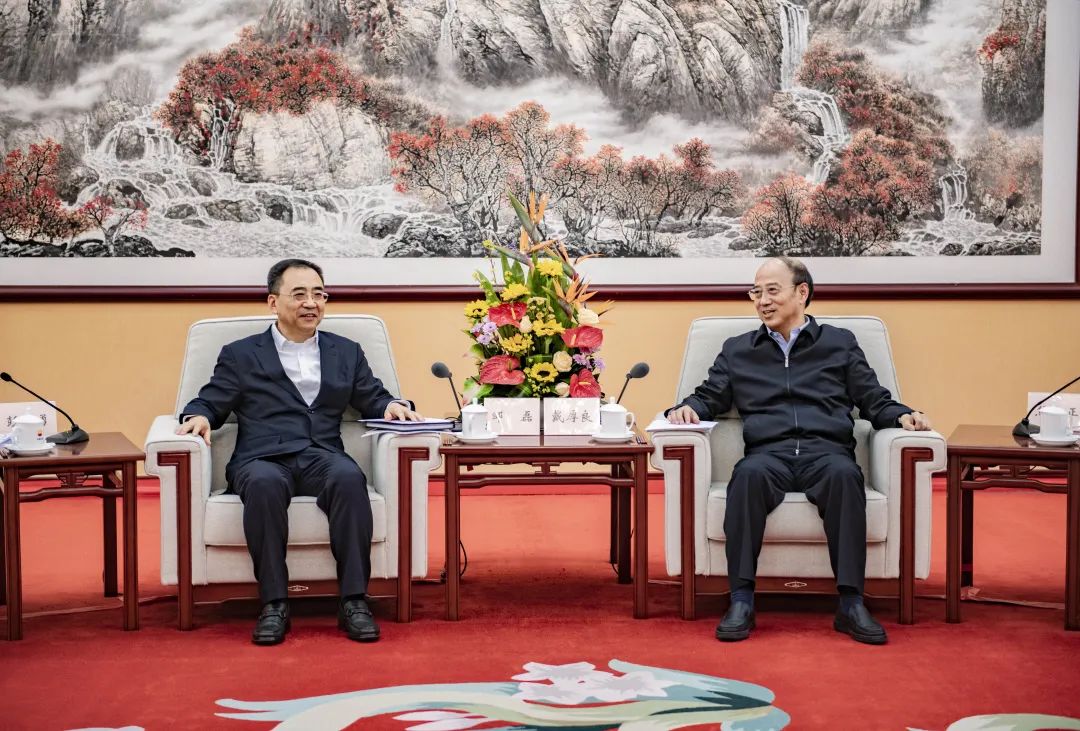 鄒磊拜會中國石油集團(tuán)黨組書記、董事長戴厚良