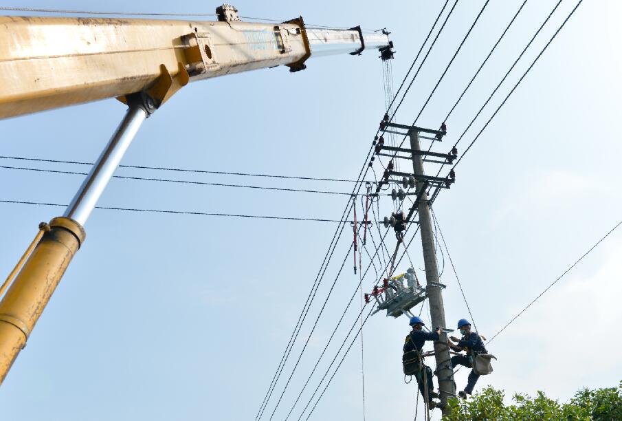 保供電惠民生，國網(wǎng)余姚市供電公司持續(xù)實施單電源小區(qū)升級改造
