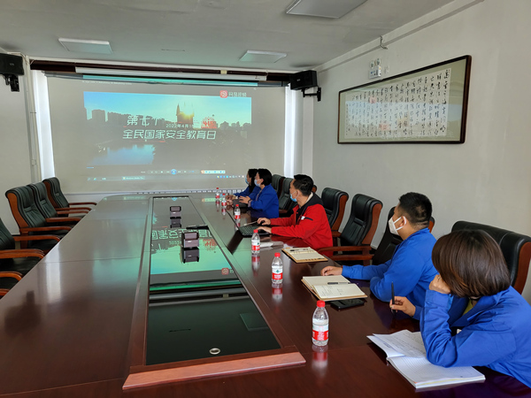 烏海市千里山供電分公司：開(kāi)展網(wǎng)絡(luò)信息安全培訓(xùn)，筑牢網(wǎng)絡(luò)安全防線