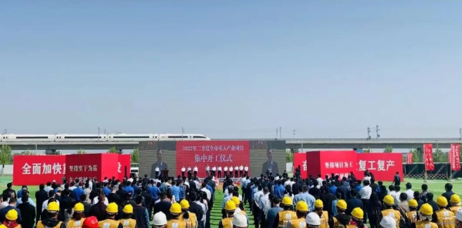 東方日升、晶科、阿特斯同時擴(kuò)產(chǎn)！