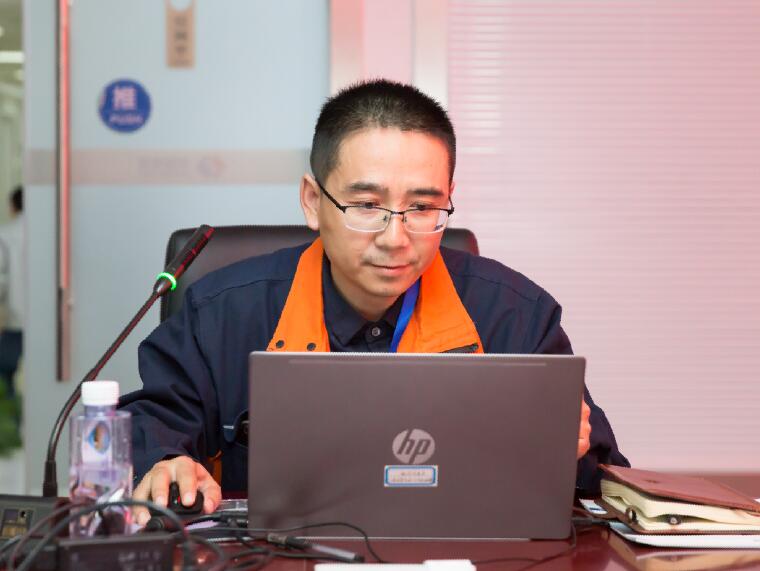 周效峰：半生矢志赴山河，鬢華雖改血仍殷