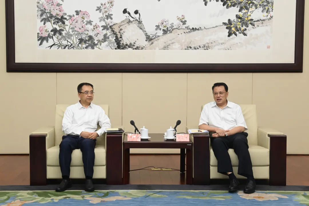 大唐集團(tuán)公司黨組書記、董事長鄒磊拜會浙江省委書記、省人大常委會主任袁家軍