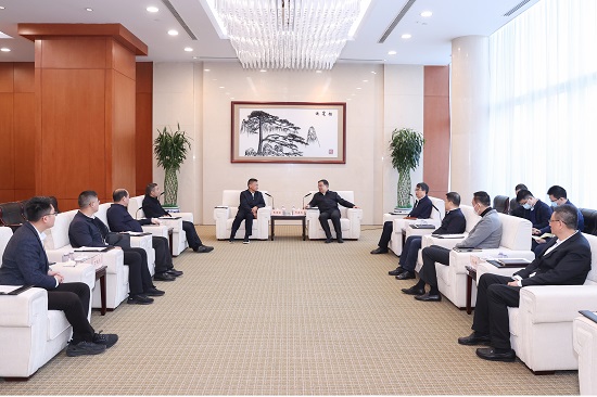 鄧建玲會(huì)見福建省政協(xié)副主席、漳州市委書記張國(guó)旺