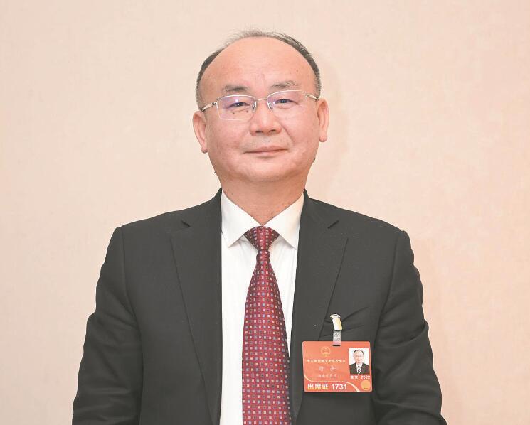 優(yōu)質供電服務助力裝備制造業(yè)高質量發(fā)展——訪全國人大代表、楚天科技股份有限公司董事長兼總裁唐岳