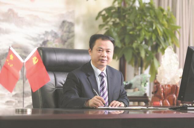 全國(guó)人大代表、天能控股集團(tuán)有限公司董事長(zhǎng)張?zhí)烊危喊l(fā)揮科技創(chuàng)新主力軍作用 推動(dòng)儲(chǔ)能產(chǎn)業(yè)高質(zhì)量發(fā)展