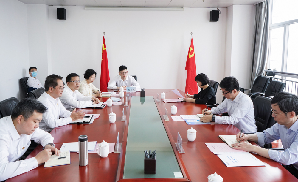 中國能建黨委常委、副總經(jīng)理吳云與國家能源局華中監(jiān)管局黨組書記、局長任育之會談