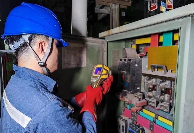 深圳供電局消除67條線路、237臺配變重滿載風(fēng)險