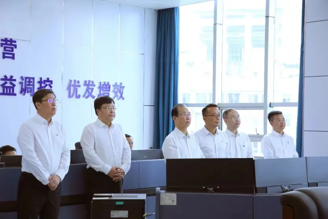 華電黨組書記、董事長(zhǎng)江毅赴貴州區(qū)域開展領(lǐng)題調(diào)研 督導(dǎo)能源保供工作