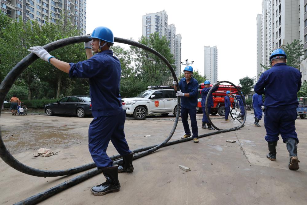 電來了，光就來了——河北涿州加快電力設(shè)施搶修見聞