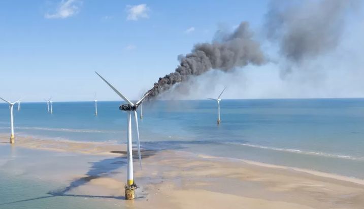 風機起火！這座海上風電場暫停運營