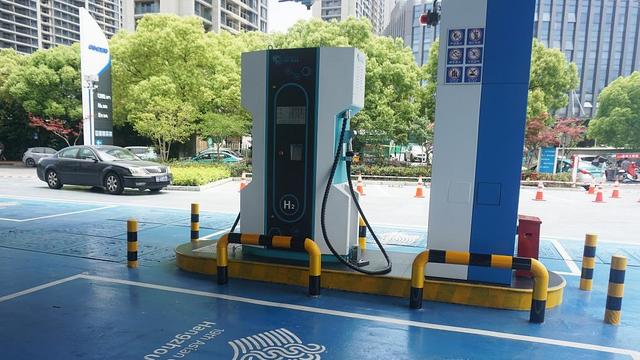 加快培育氫燃料電池汽車產(chǎn)業(yè)，浙江超前布局加氫站建設