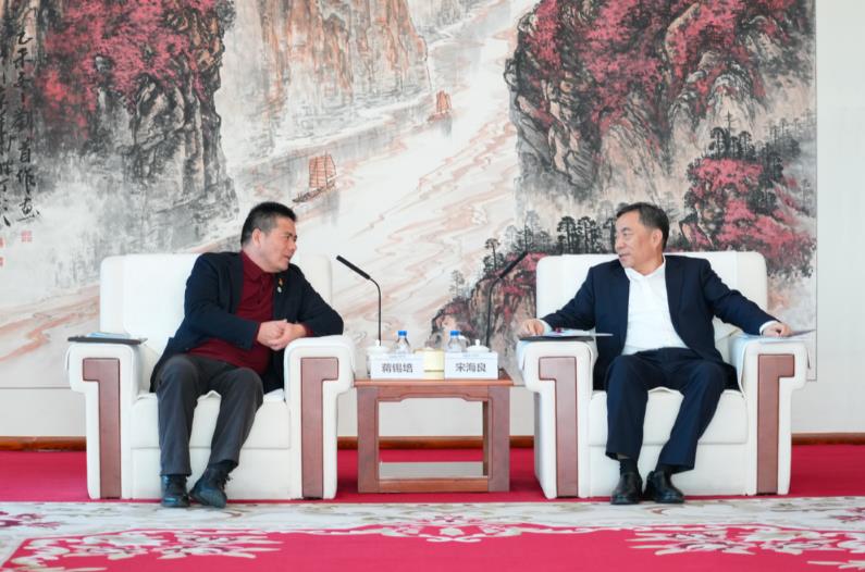 宋海良與“三新”聯(lián)盟成員遠(yuǎn)東控股集團創(chuàng)始人、董事局主席蔣錫培會談