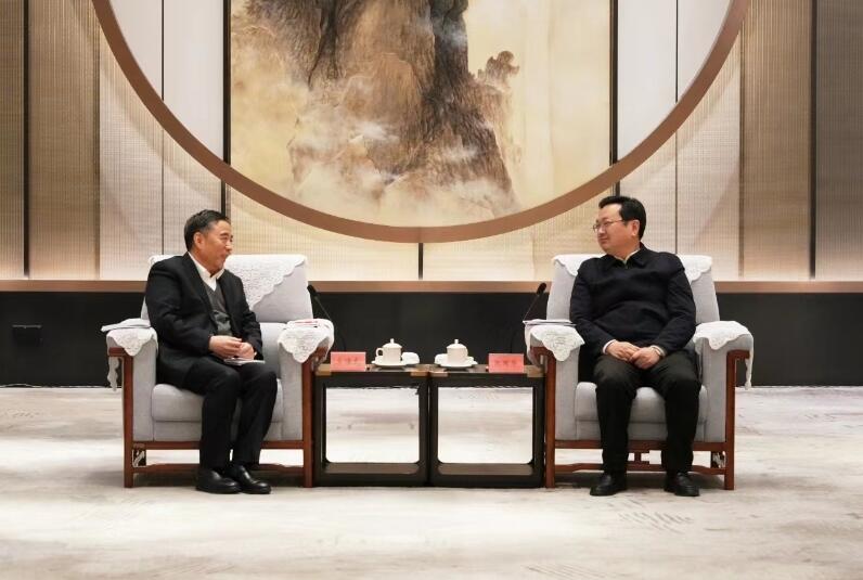 中國能建黨委書記、董事長宋海良拜會河北省委常委，雄安新區(qū)黨工委書記、管委會主任張國華并開展實地考察