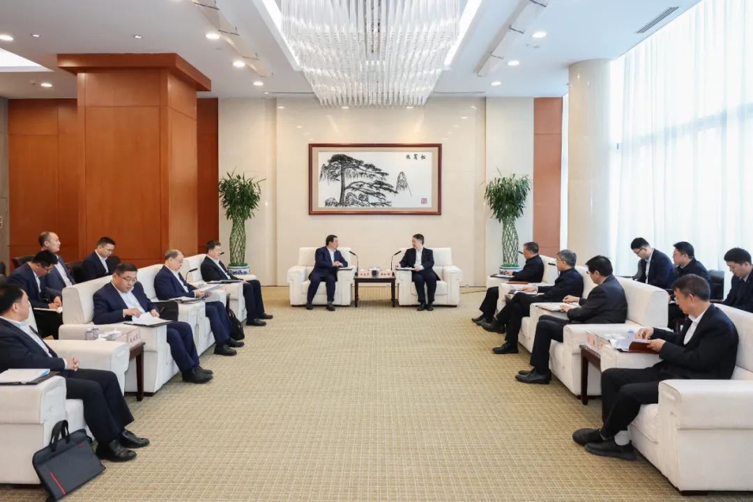 華能集團董事長溫樞剛會見中國電氣裝備董事長白忠泉、總經(jīng)理周群