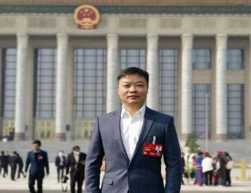 【兩會好聲音】全國人大代表、小鵬汽車董事長何小鵬：探索限定場景無人駕駛法規(guī)，助力車網(wǎng)融合和低空經(jīng)濟(jì)騰飛