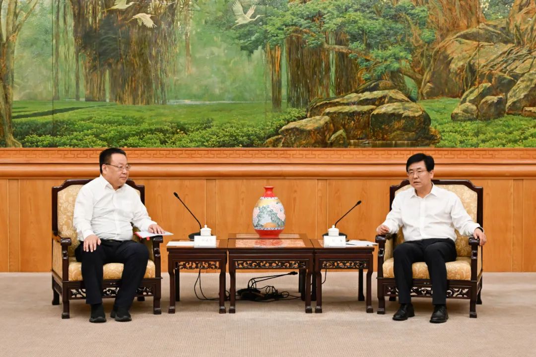 中核集團總經(jīng)理、黨組副書記申彥鋒拜會福建省委副書記、省長趙龍