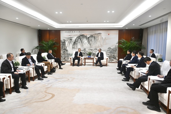 中國電建黨委副書記、總經(jīng)理王斌與中國機電商會黨委書記、會長張鈺晶舉行會談